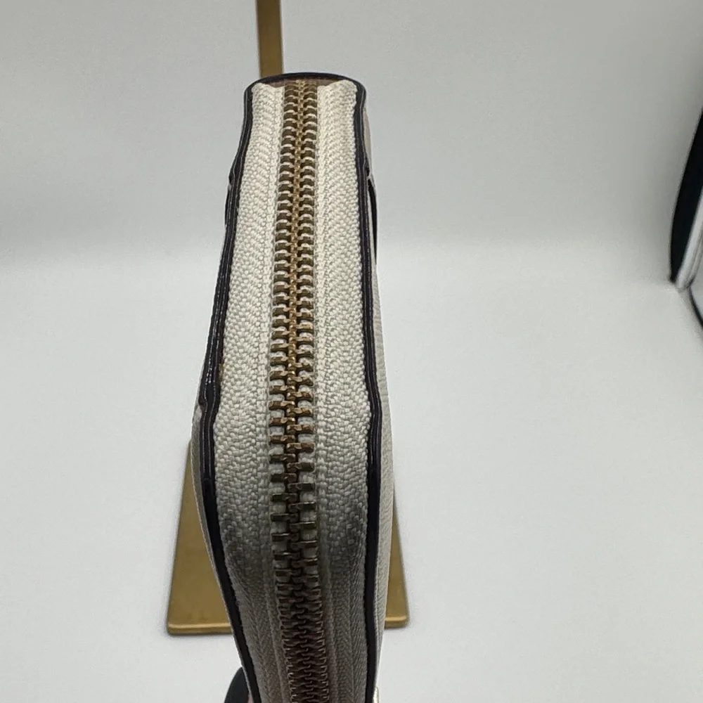 Kate Spade Cream and Tan Wallet - Picture 5 of 8